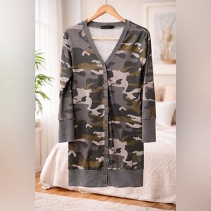 Merokeety Camo Snap-Button Cardigan Size Medium